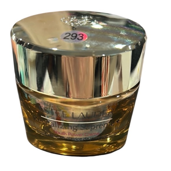 667. Estee Lauder Youth Power Creme. New out of Box.‎